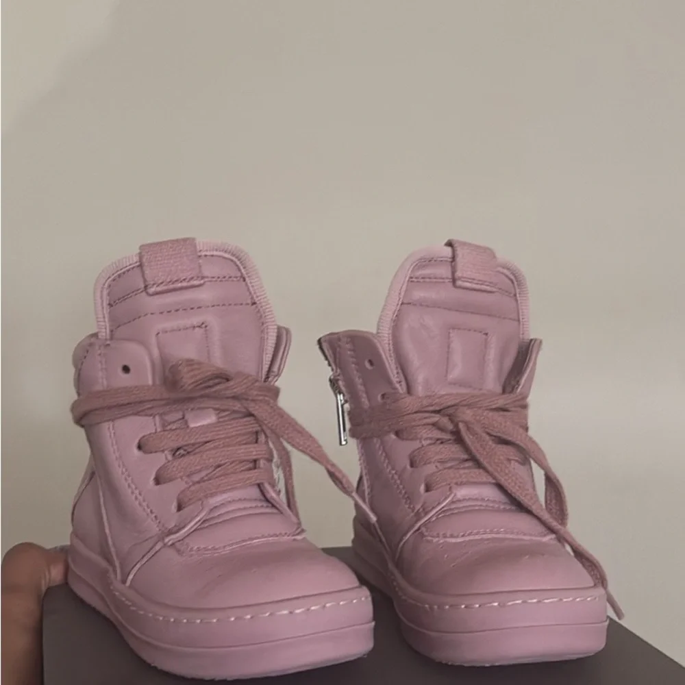 Pink High-Top Rick’s - Picture 3 of 4